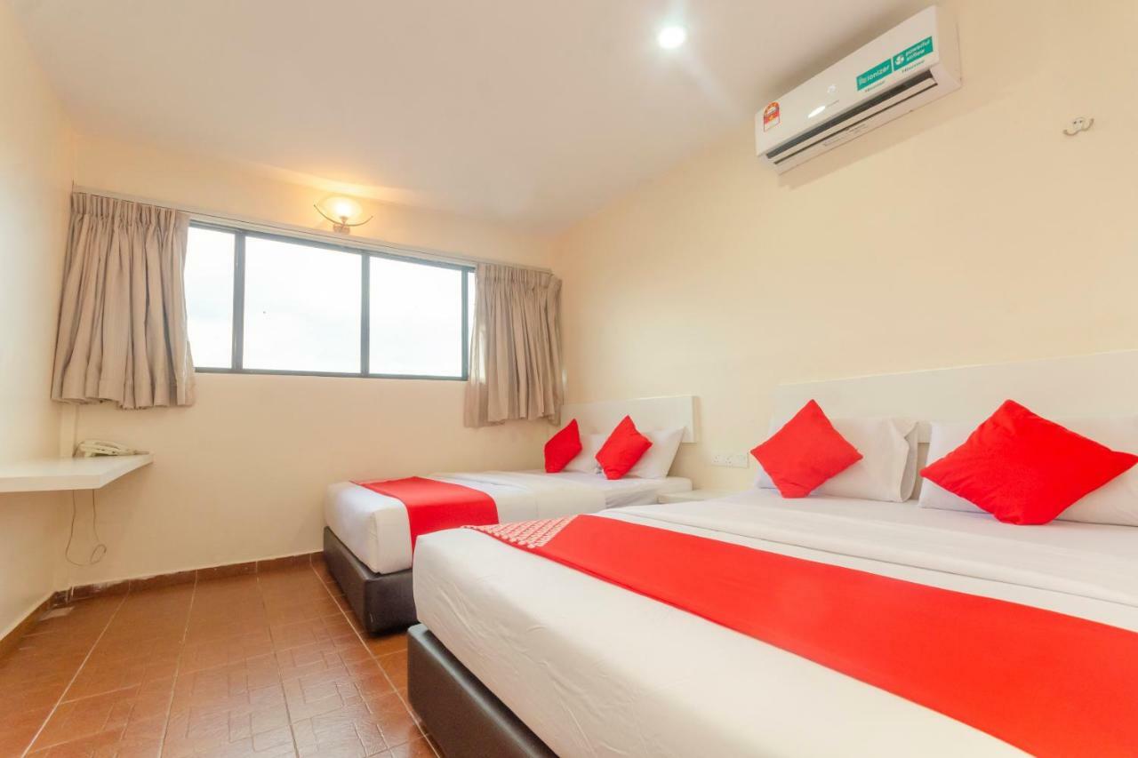 Oyo 1010 Skudai Hotel Eksteriør billede