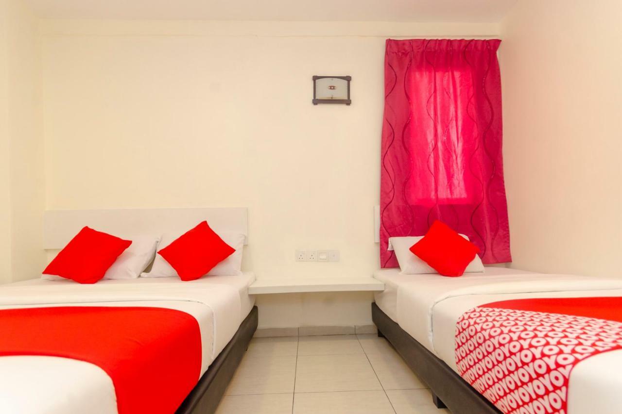Oyo 1010 Skudai Hotel Eksteriør billede