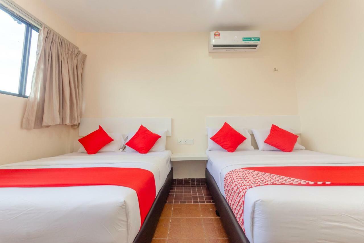 Oyo 1010 Skudai Hotel Eksteriør billede