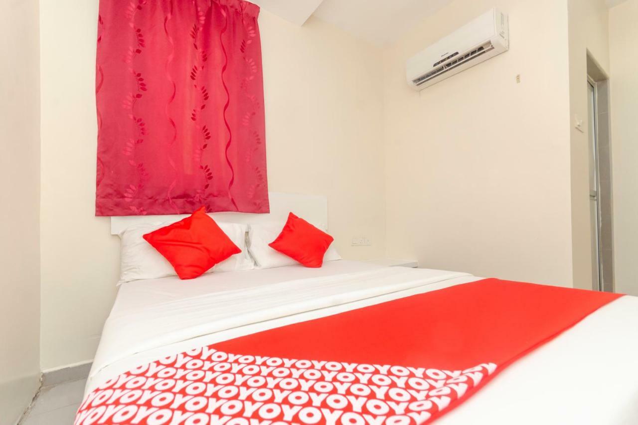 Oyo 1010 Skudai Hotel Eksteriør billede