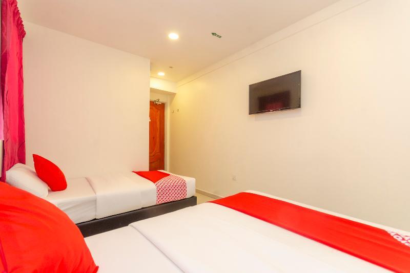 Oyo 1010 Skudai Hotel Eksteriør billede