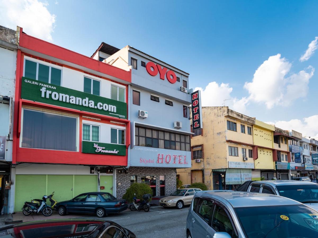 Oyo 1010 Skudai Hotel Eksteriør billede